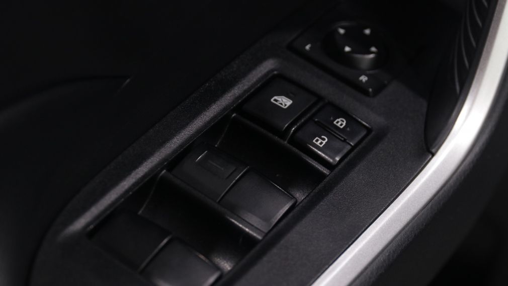 Toyota Rav 4 LE 2021 d’occasion à vendre - 9