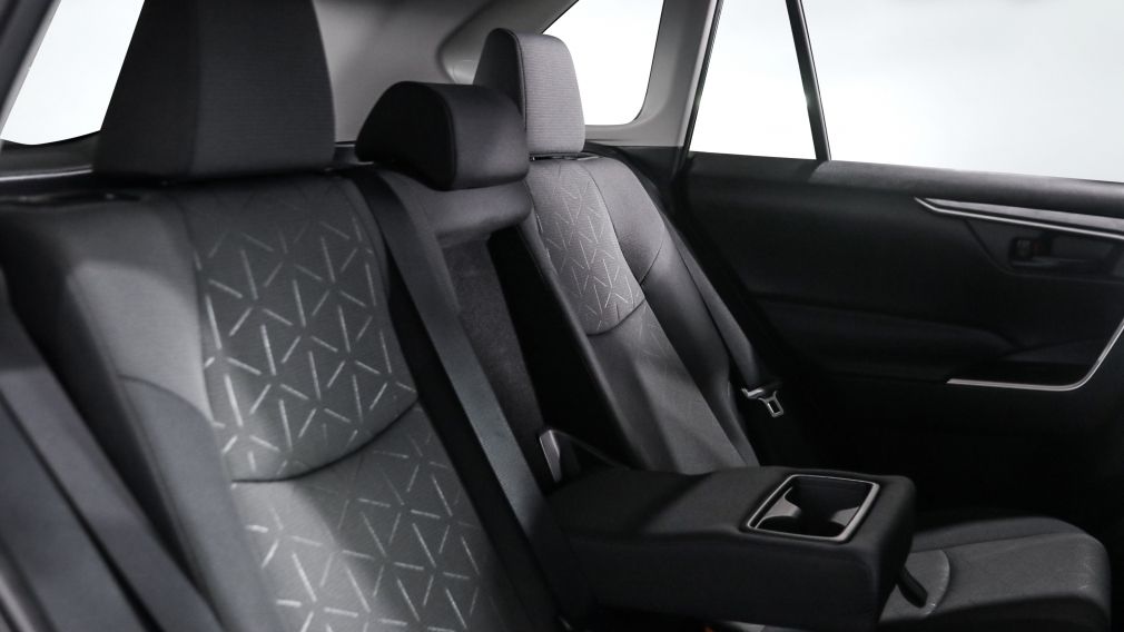 Toyota Rav 4 LE 2021 d&rsquo;occasion à vendre - 20