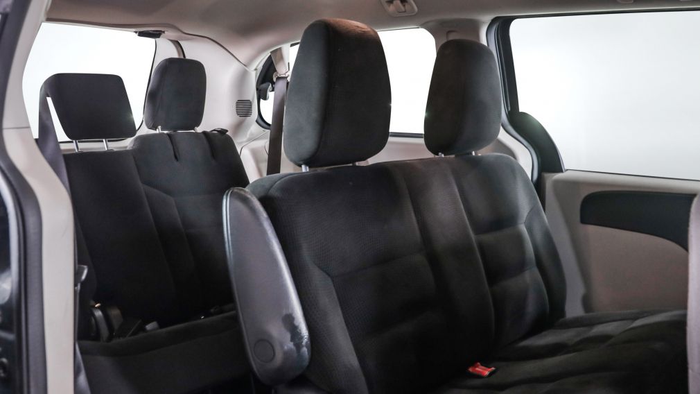 Dodge GR Caravan Canada Value Package 2019 d&rsquo;occasion à vendre - 22