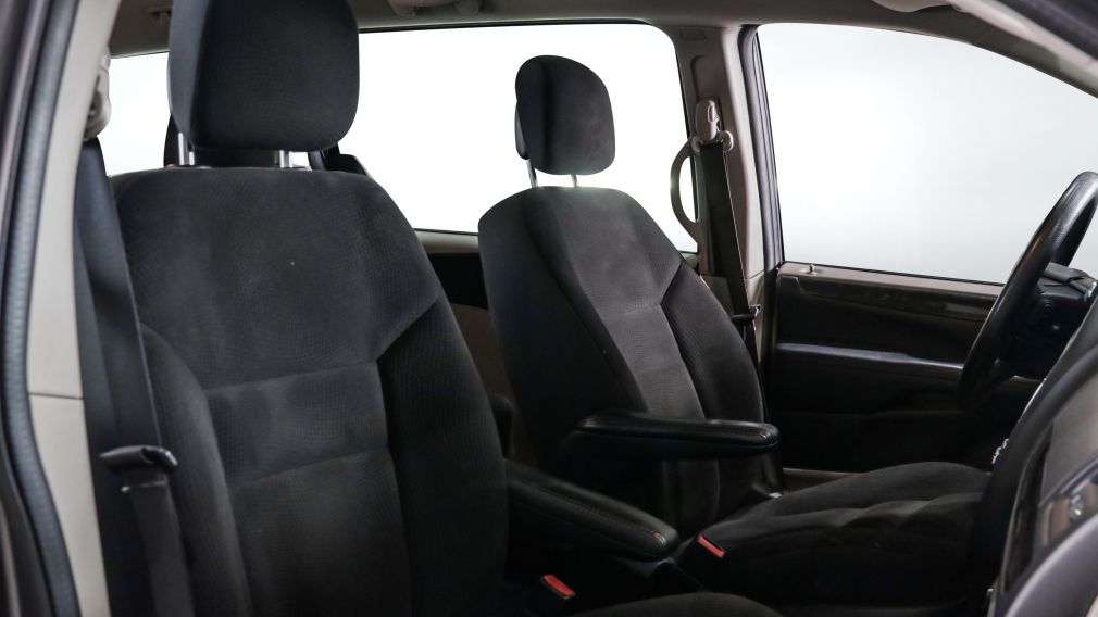Dodge GR Caravan Canada Value Package 2019 d&rsquo;occasion à vendre - 24