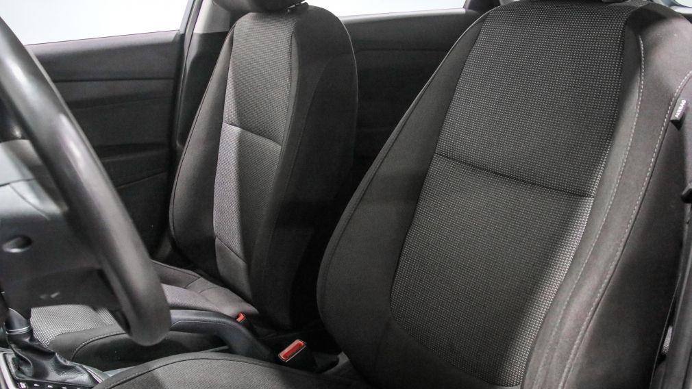 Hyundai Accent Essential w/Comfort Package 2020 d’occasion à vendre - 10