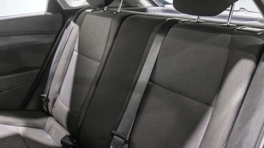 Hyundai Accent Essential w/Comfort Package 2020 d’occasion à vendre - 19