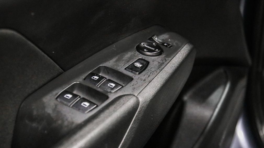 Hyundai Accent Essential w/Comfort Package 2020 d’occasion à vendre - 11