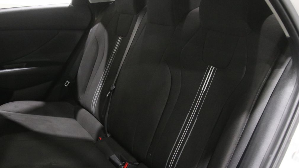 Hyundai Elantra Preferred 2021 d’occasion à vendre - 19