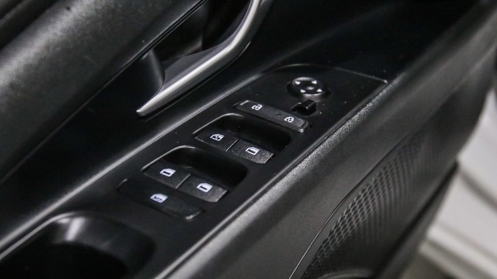 Hyundai Elantra Preferred 2021 d’occasion à vendre - 11