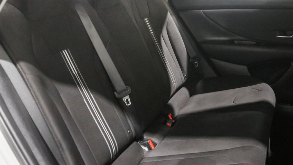 Hyundai Elantra Preferred 2021 d’occasion à vendre - 20