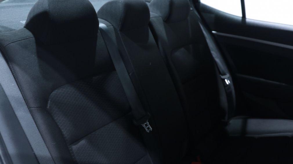 Hyundai Elantra Preferred 2020 d&rsquo;occasion à vendre - 19