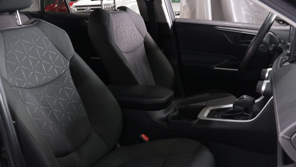 Toyota Rav 4 LE 2022 d&rsquo;occasion à vendre - 22