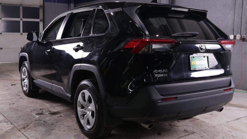 Toyota Rav 4 LE 2022 d&rsquo;occasion à vendre - 4