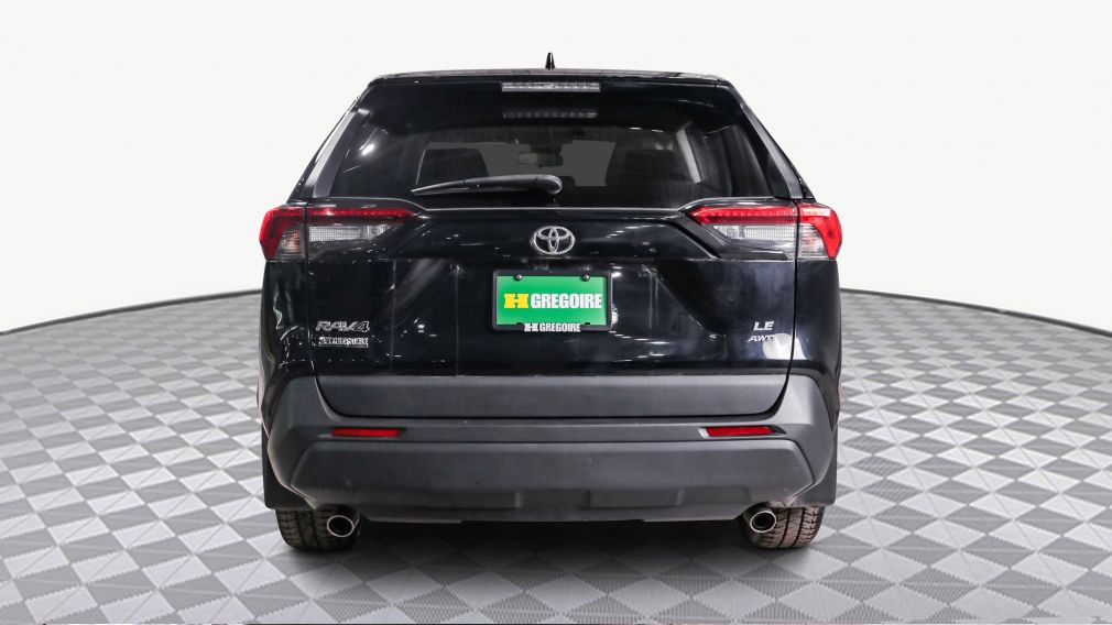 Toyota Rav 4 LE 2022 d&rsquo;occasion à vendre - 5
