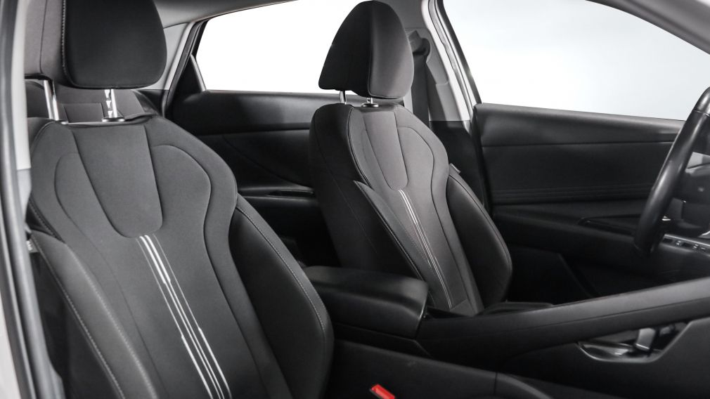 Hyundai Elantra Preferred 2021 d’occasion à vendre - 23