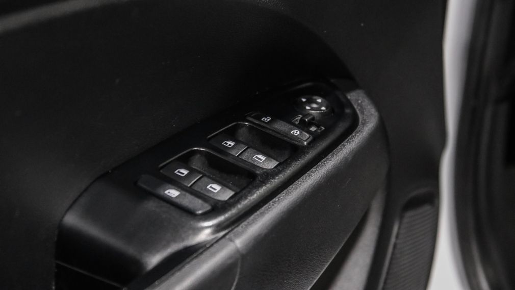 Hyundai Venue Preferred 2022 d’occasion à vendre - 11