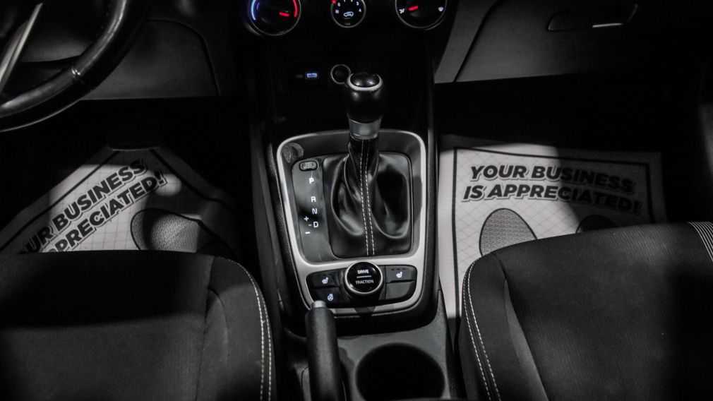 Hyundai Venue Preferred 2022 d’occasion à vendre - 18