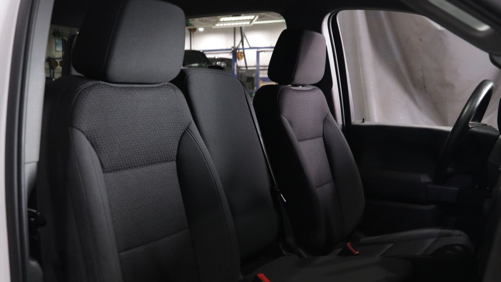 Chevrolet Silverado 2500HD Custom 2024 d&rsquo;occasion à vendre - 21