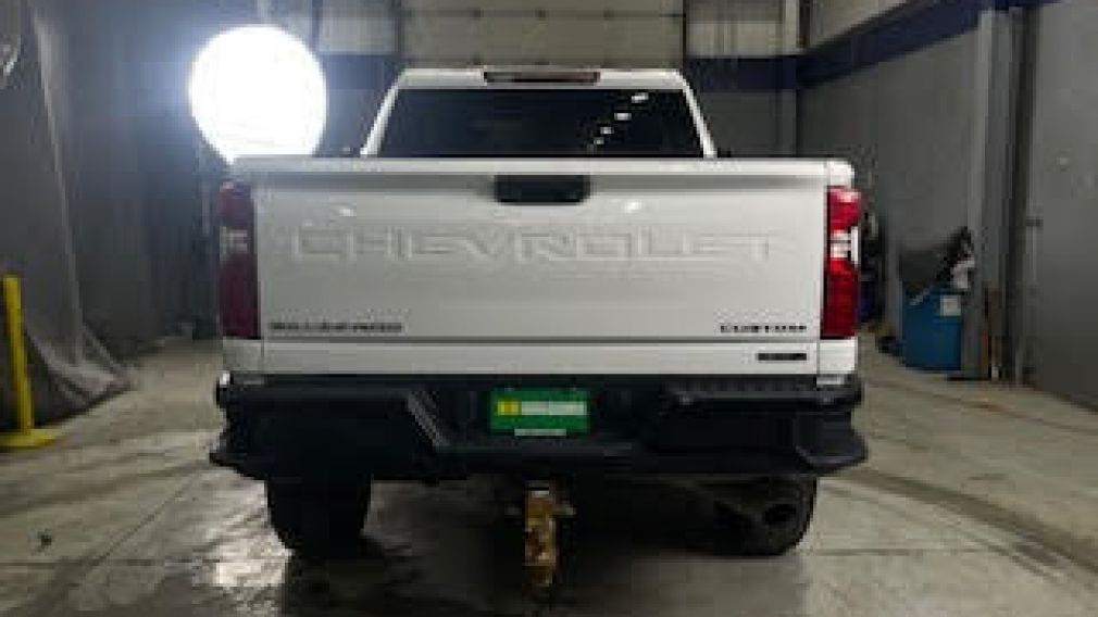 Chevrolet Silverado 2500HD Custom 2024 d&rsquo;occasion à vendre - 5