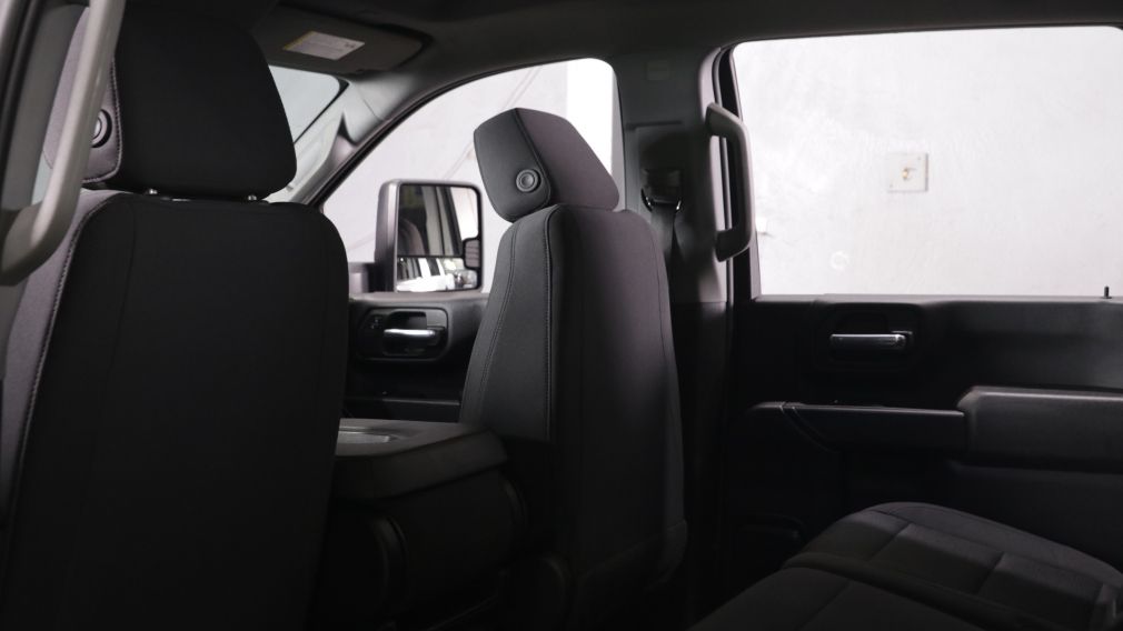 Chevrolet Silverado 2500HD Custom 2024 d&rsquo;occasion à vendre - 18