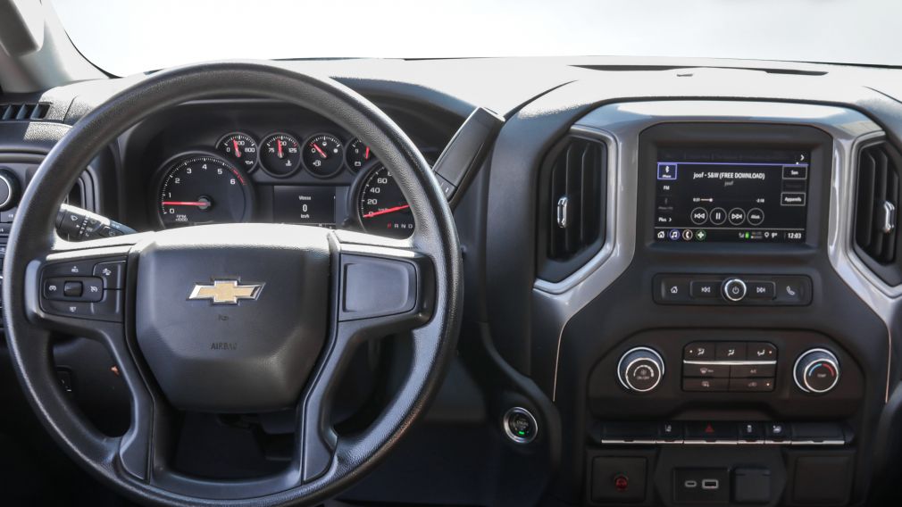 Chevrolet Silverado 2500HD Custom 2024 d&rsquo;occasion à vendre - 13