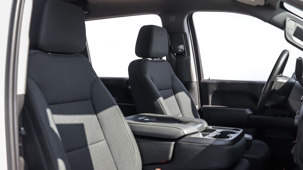 Chevrolet Silverado 2500HD Custom 2024 d&rsquo;occasion à vendre - 23