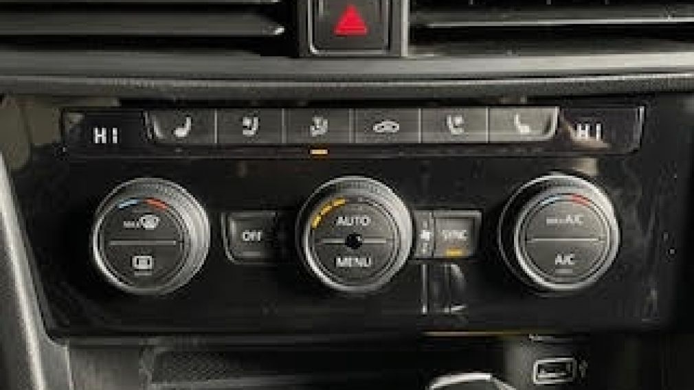 Volkswagen Jetta GLI 2020 d’occasion à vendre - 21