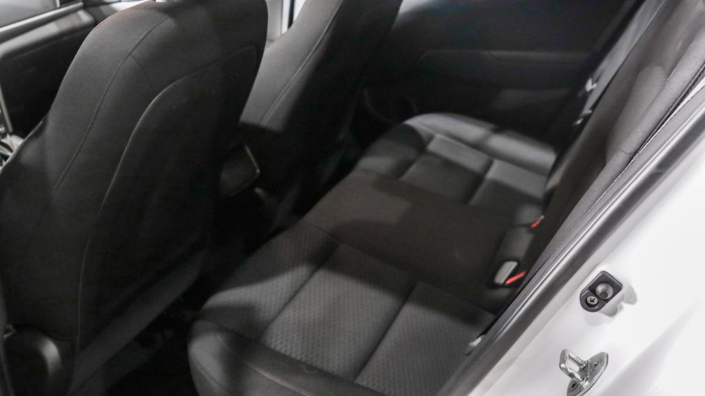 Hyundai Elantra Preferred 2020 d&rsquo;occasion à vendre - 16