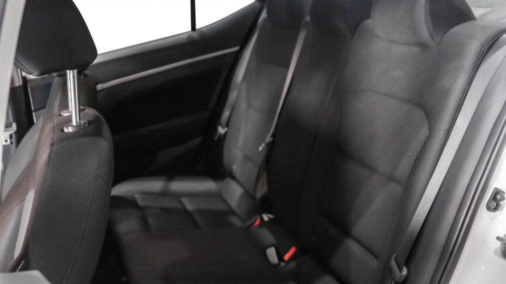 Hyundai Elantra Preferred 2020 d&rsquo;occasion à vendre - 17