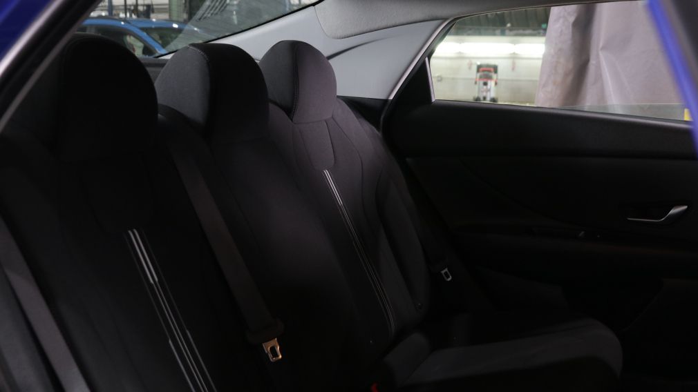 Hyundai Elantra Preferred 2021 d&rsquo;occasion à vendre - 22