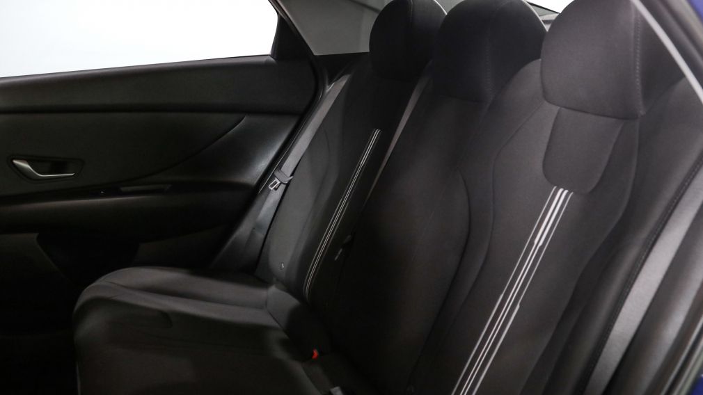 Hyundai Elantra Preferred 2021 d&rsquo;occasion à vendre - 19