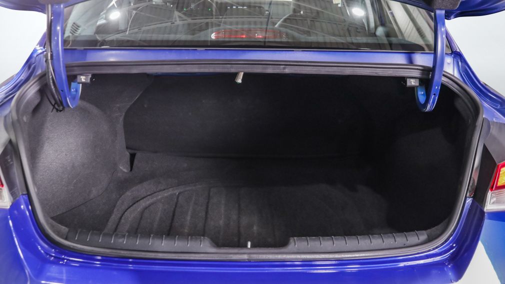 Hyundai Elantra Preferred 2021 d&rsquo;occasion à vendre - 21