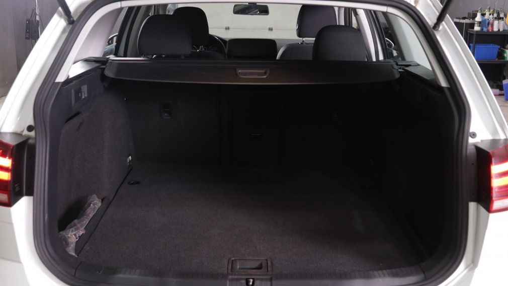 Volkswagen Golf Trendline 2018 d&rsquo;occasion à vendre - 19