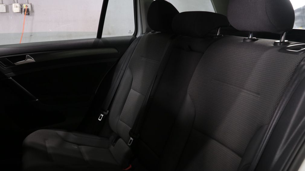Volkswagen Golf Trendline 2018 d&rsquo;occasion à vendre - 17