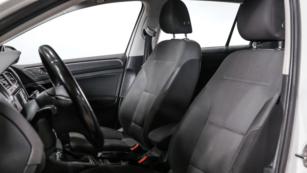 Volkswagen Golf Trendline 2018 d&rsquo;occasion à vendre - 8