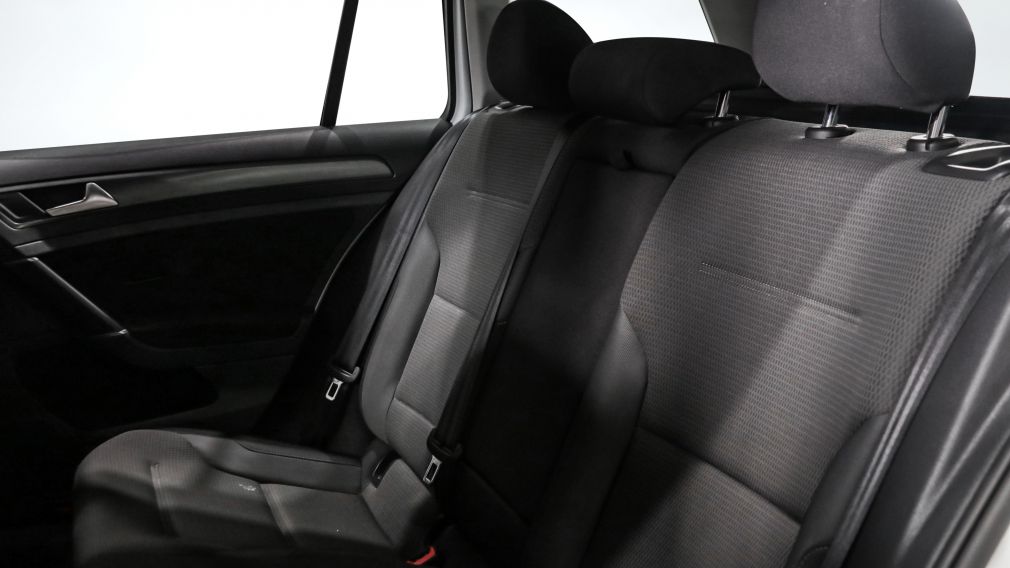Volkswagen Golf Trendline 2018 d&rsquo;occasion à vendre - 17