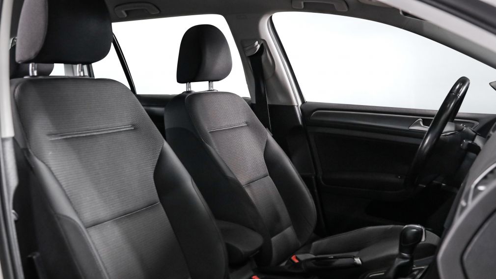 Volkswagen Golf Trendline 2018 d&rsquo;occasion à vendre - 22