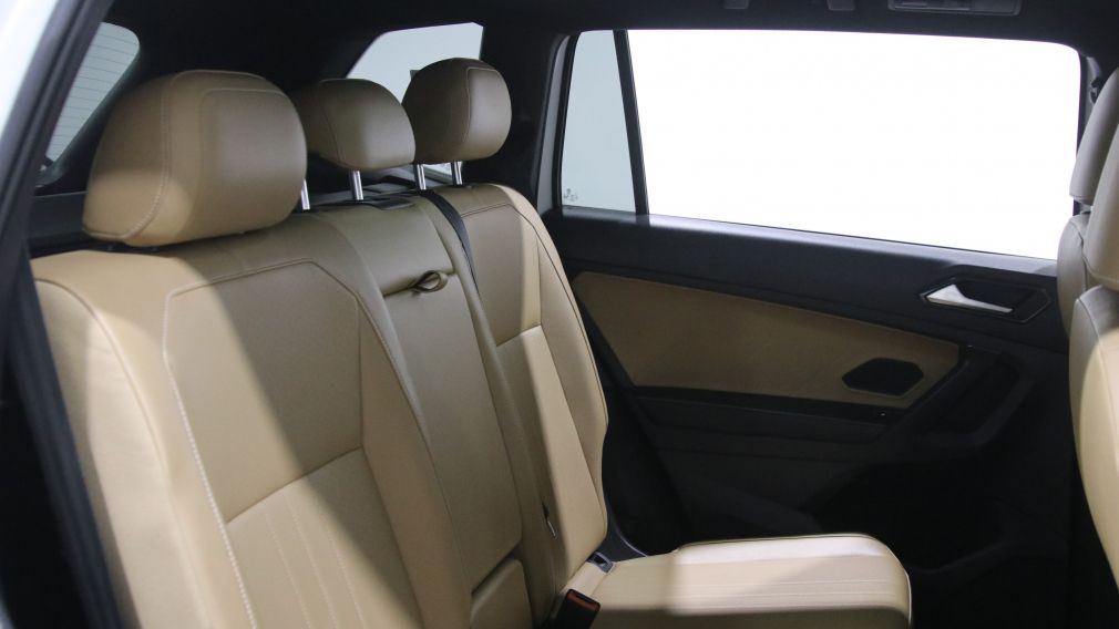 Volkswagen Tiguan Comfortline R-Line Black Edition 2022 d&rsquo;occasion à vendre - 21