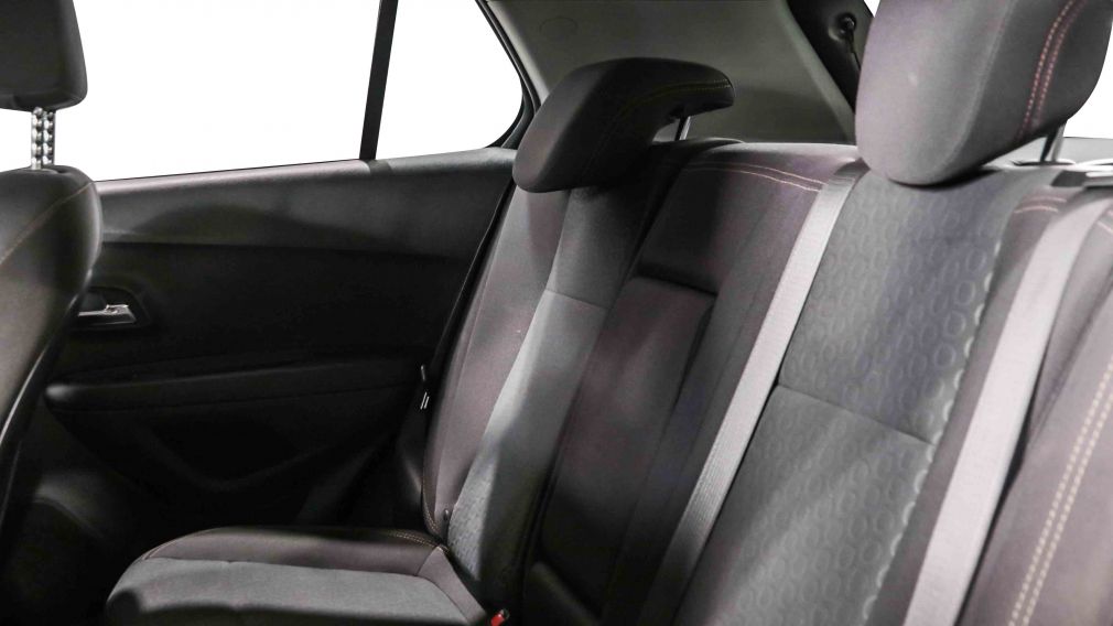 Chevrolet Trax LS 2019 d&rsquo;occasion à vendre - 17
