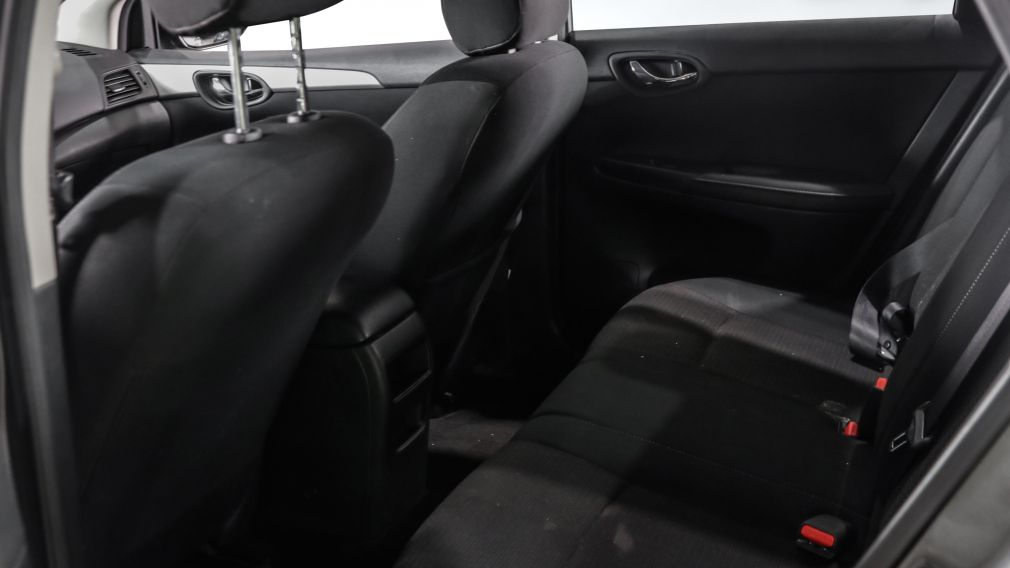 Nissan Sentra S 2019 d&rsquo;occasion à vendre - 17