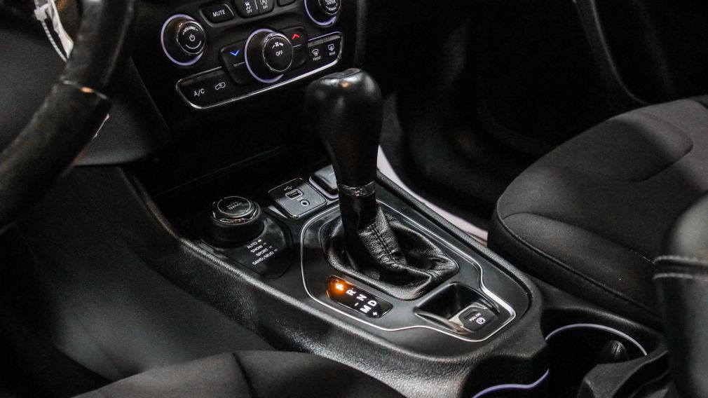 Jeep Cherokee Sport 2019 d’occasion à vendre - 17