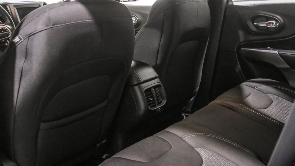 Jeep Cherokee Sport 2019 d’occasion à vendre - 18