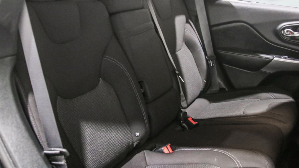 Jeep Cherokee Sport 2019 d’occasion à vendre - 20