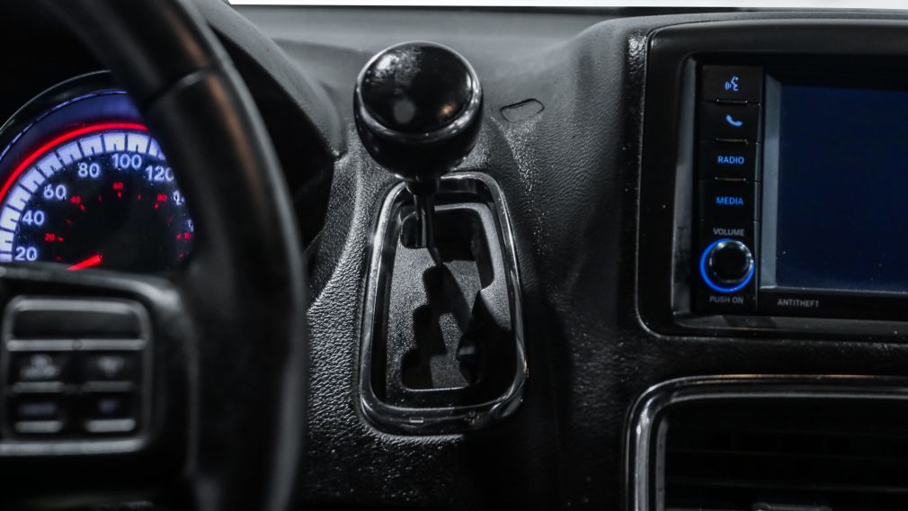 Dodge GR Caravan SXT Premium Plus 2019 d&rsquo;occasion à vendre - 17