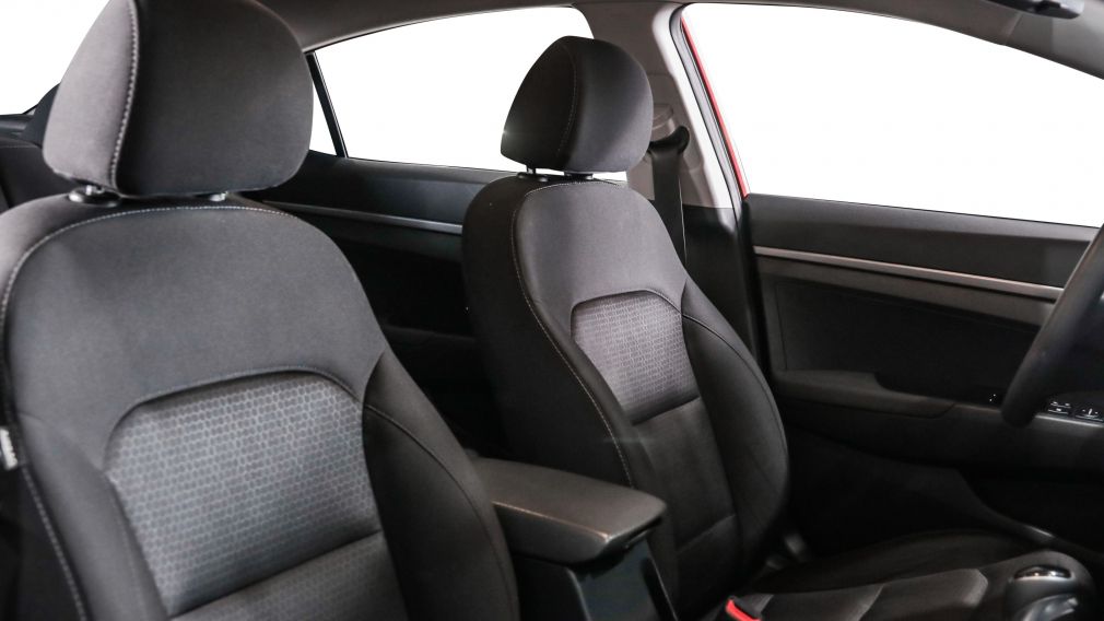 Hyundai Elantra LE 2018 d&rsquo;occasion à vendre - 20