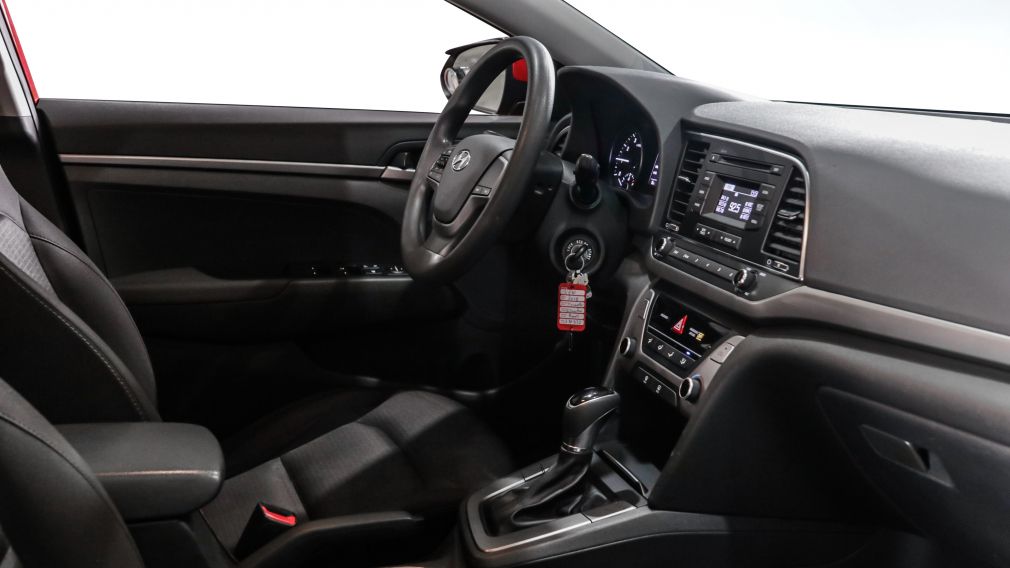Hyundai Elantra LE 2018 d&rsquo;occasion à vendre - 19