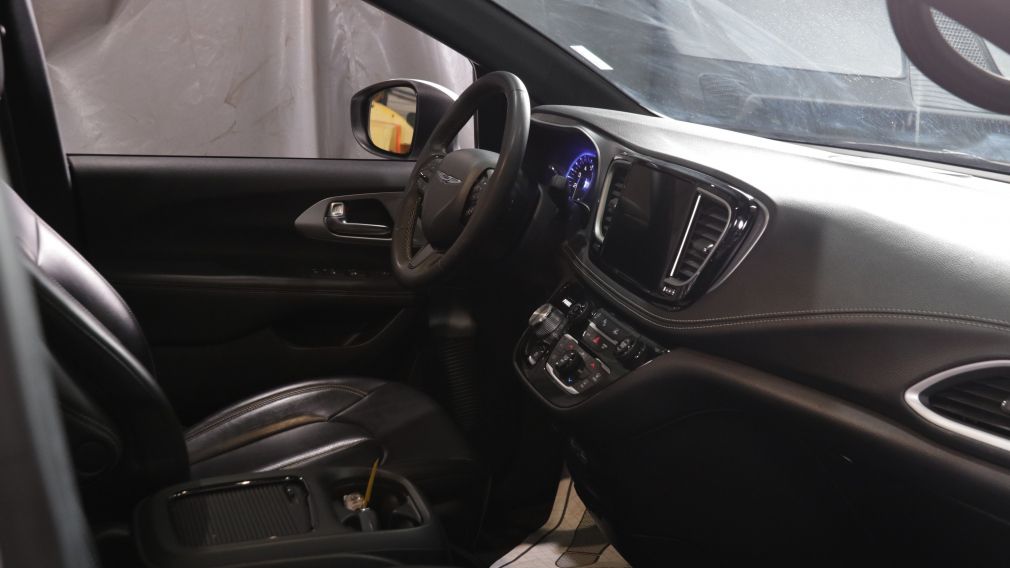 Chrysler Pacifica Touring L 2023 d&rsquo;occasion à vendre - 24