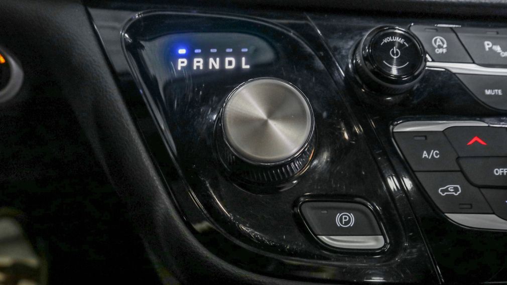 Chrysler Pacifica Touring L 2023 d&rsquo;occasion à vendre - 19