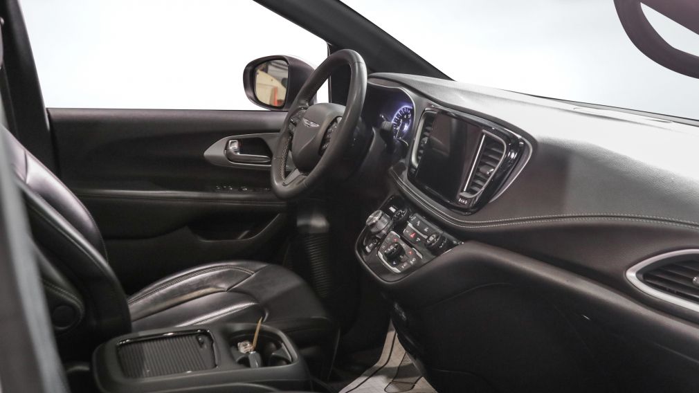 Chrysler Pacifica Touring L 2023 d&rsquo;occasion à vendre - 24