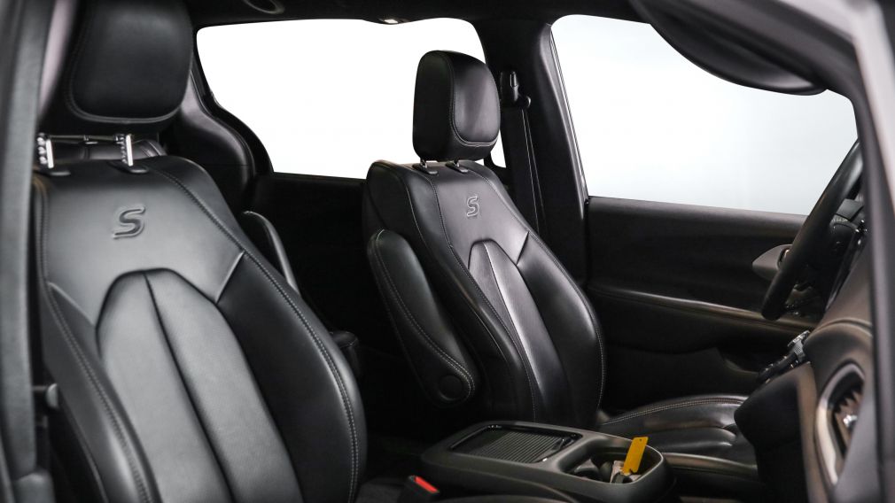 Chrysler Pacifica Touring L 2023 d&rsquo;occasion à vendre - 25