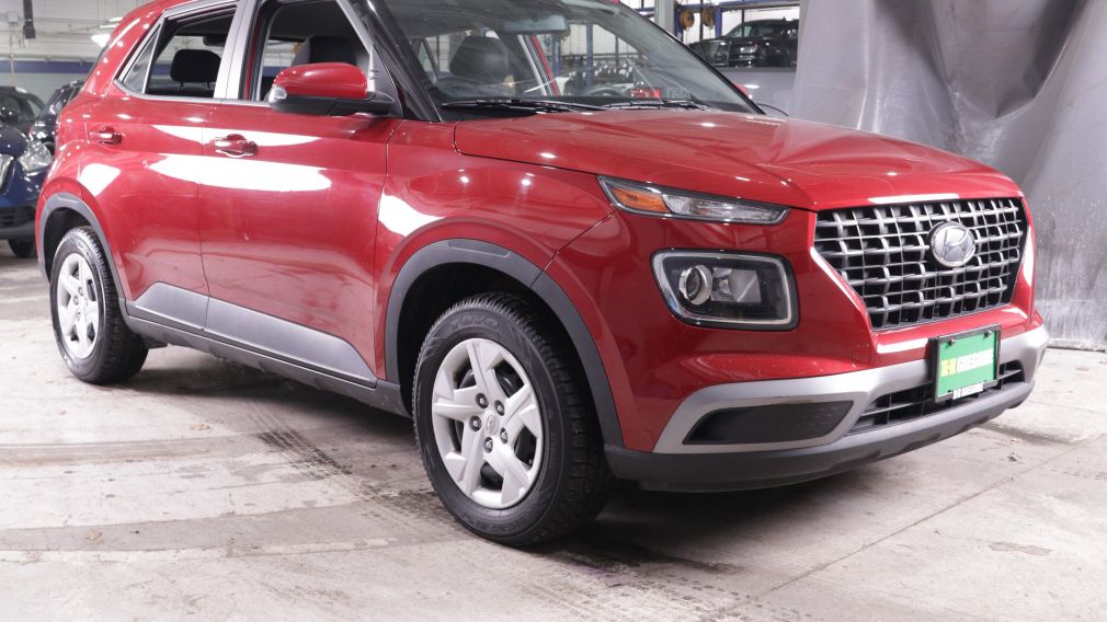 Hyundai Venue Essential 2022 d&rsquo;occasion à vendre - 1