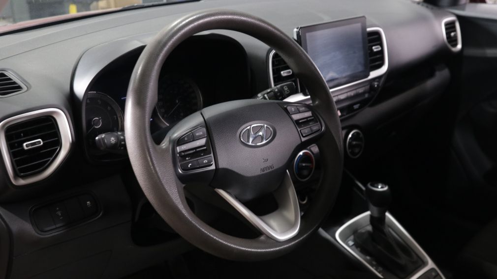 Hyundai Venue Essential 2022 d&rsquo;occasion à vendre - 7