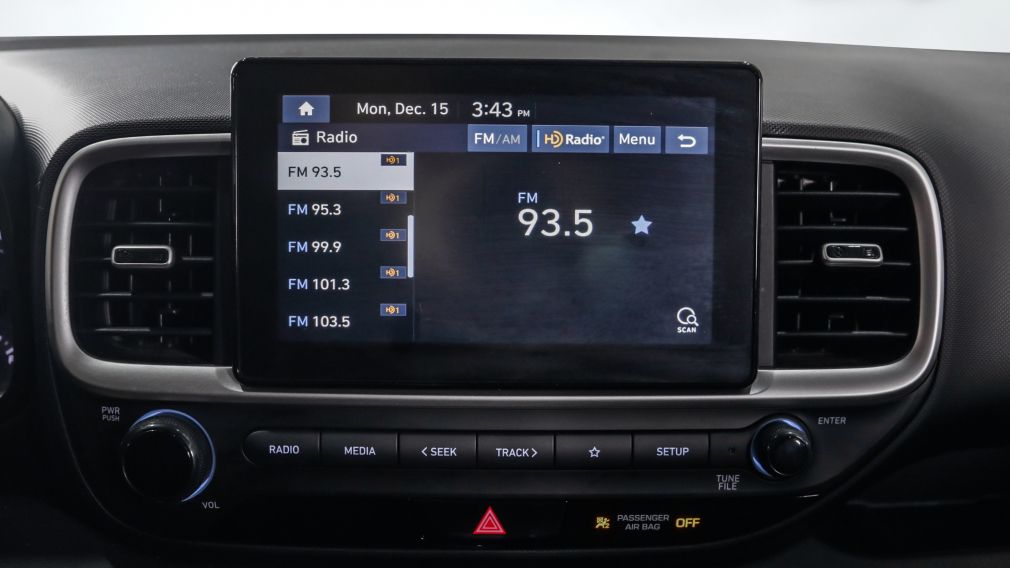 Hyundai Venue Essential 2022 d&rsquo;occasion à vendre - 13