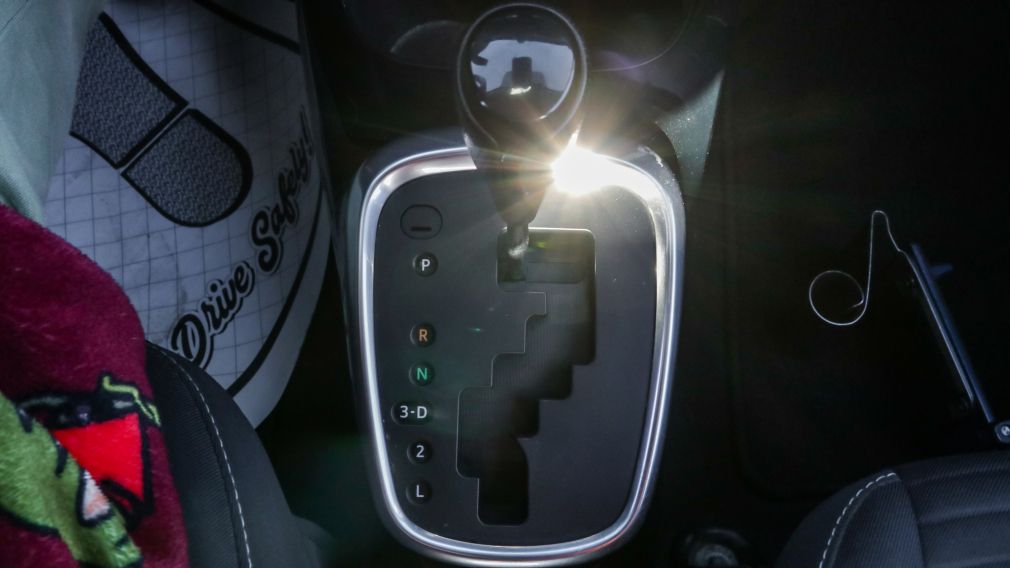 Toyota Yaris SE 2018 d’occasion à vendre - 19